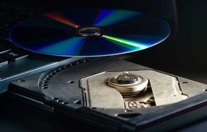 Advantages of DVD drives in laptops